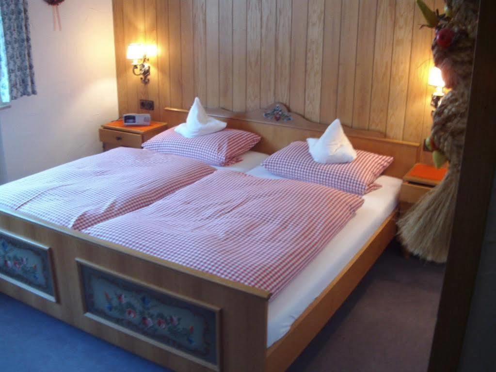 Pension Haus Seidenweber Schmallenberg Esterno foto